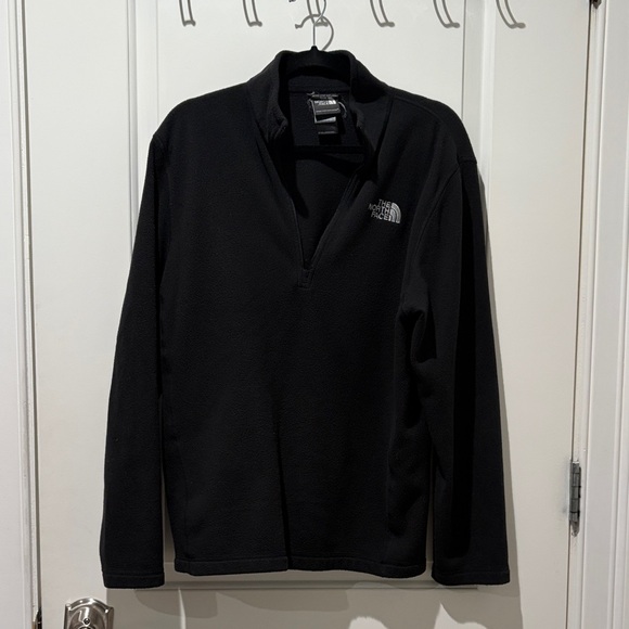 North face quarter zip - Picture 1 of 5